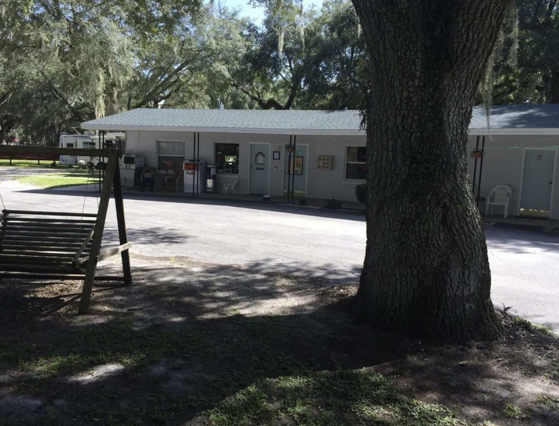 Cindy’s Motel & RV Park Mayo Exterior foto